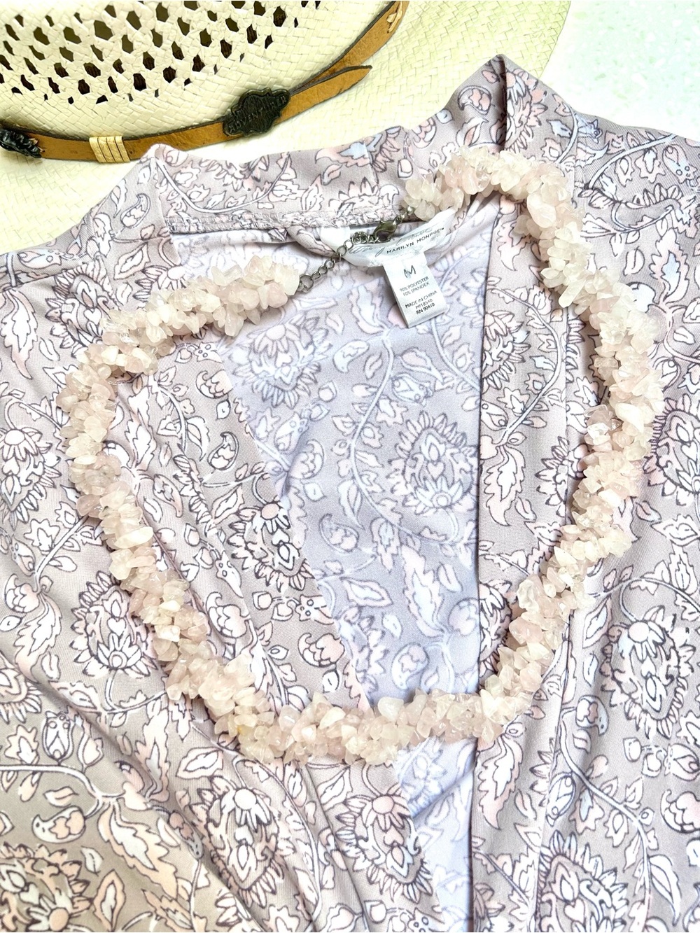 Stunning Pink Rose Quartz vintage Necklace w resort vacation beach vibe